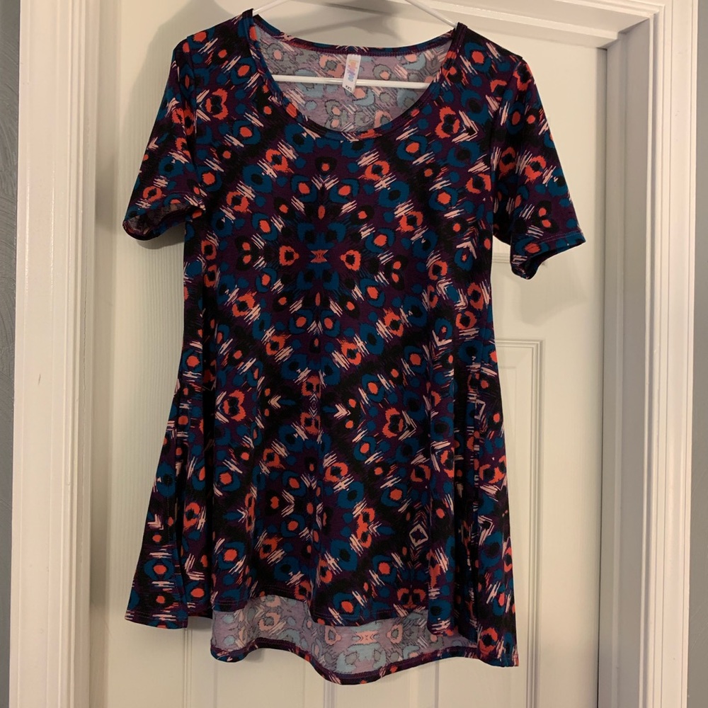 LulaRoe Perfect T